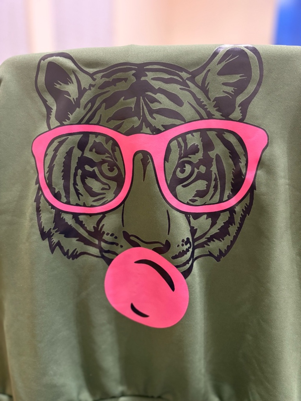 NWOT Tiger Bubble Gum Sweatshirt